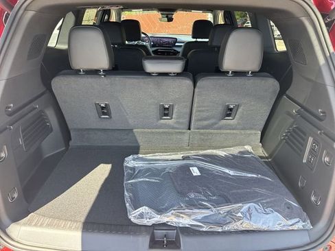 New 2026 Buick Enclave Avenir w/ Super Cruise Package AWD/4WD image 25