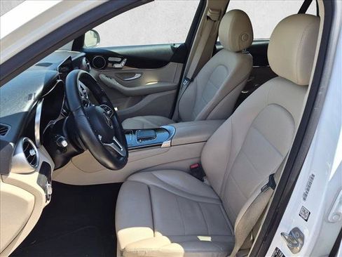 Used 2020 Mercedes-Benz GLC 300 image 15