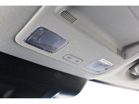 Certified 2025 Ford Maverick XL FWD image 23