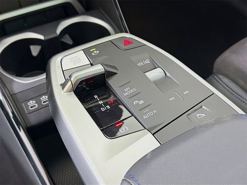 New 2026 BMW X2 xDrive28i w/ M Sport Package image 20