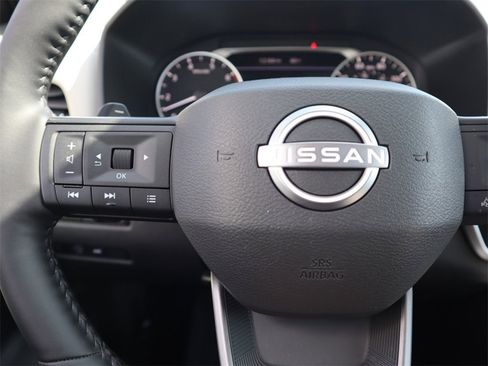 Certified 2025 Nissan Rogue SV w/ SV Premium Package image 21