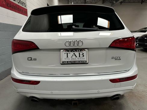 Used 2015 Audi Q5 2.0T Premium Plus w/ Technology Package AWD/4WD image 4