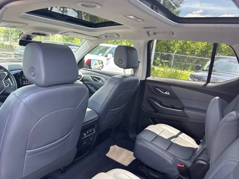 Used 2018 Chevrolet Traverse LT AWD/4WD image 12