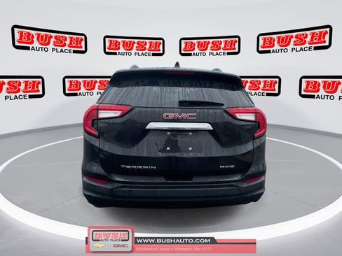Used 2022 GMC Terrain SLE w/ Driver Convenience Package image 9
