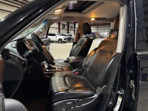 Used 2016 INFINITI QX80 Limited w/ Driver's Assistance Package image 13