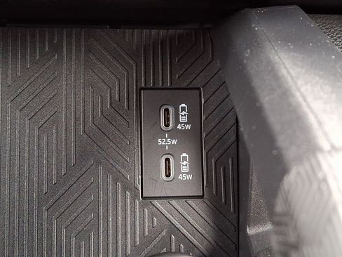 Used 2024 Toyota Tacoma TRD Off-Road image 24