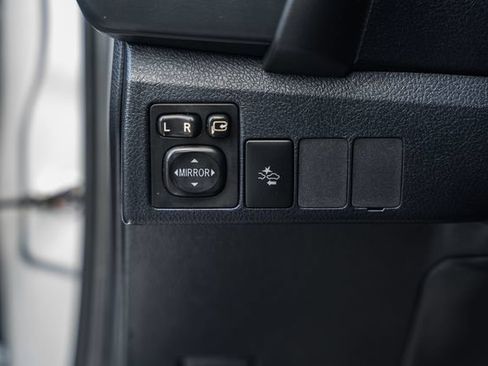 Used 2018 Toyota Corolla iM w/ All-Weather Mat Package FWD image 33