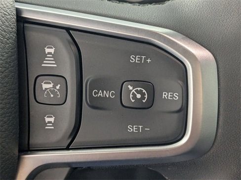 Certified 2025 RAM 1500 Big Horn image 16