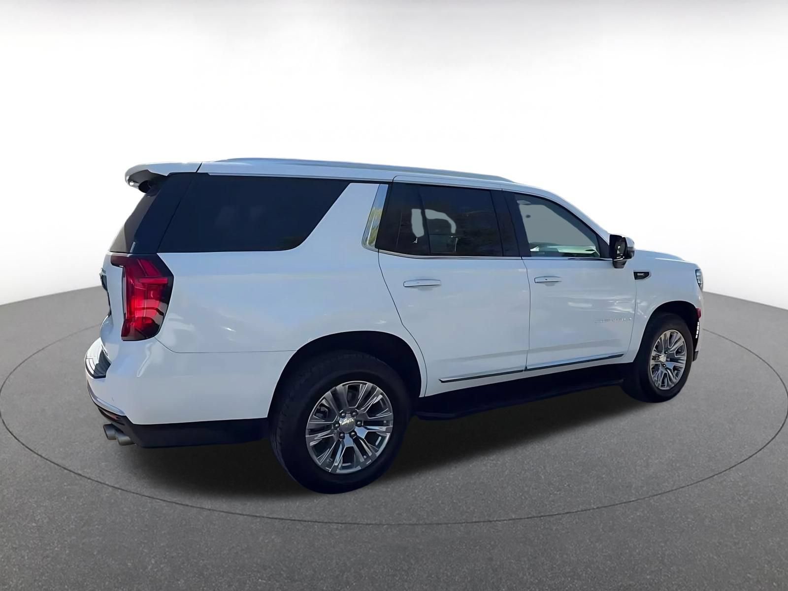 Used 2023 GMC Yukon Denali AWD/4WD image 14