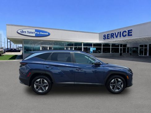Used 2025 Hyundai Tucson SEL FWD image 9