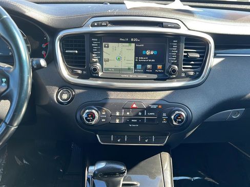 Used 2017 Kia Sorento SX AWD/4WD image 10
