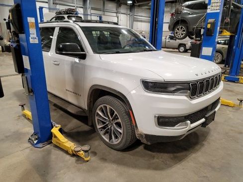 Used 2024 Jeep Wagoneer Series II w/ Premium Group I image 1