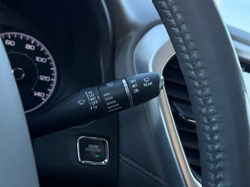 Used 2019 GMC Acadia SLE w/ LPO, Floor Liner Package image 10