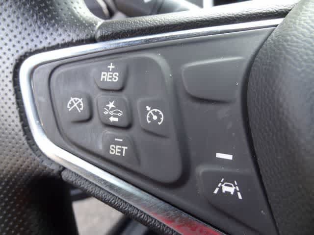 Used 2023 Chevrolet Malibu LT FWD image 16