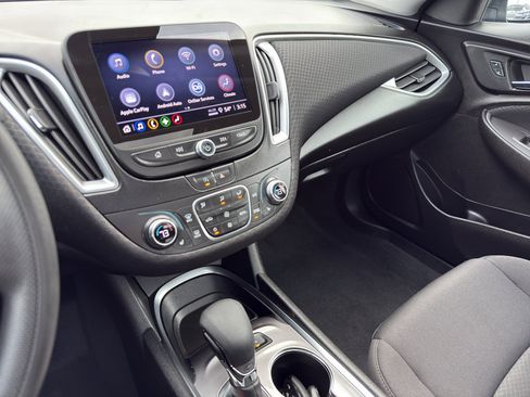 Certified 2024 Chevrolet Malibu LT image 21