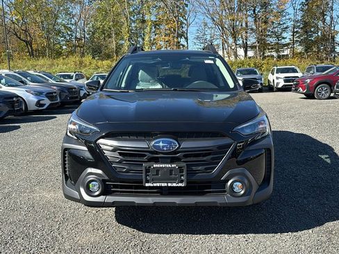 New 2025 Subaru Outback Premium image 2
