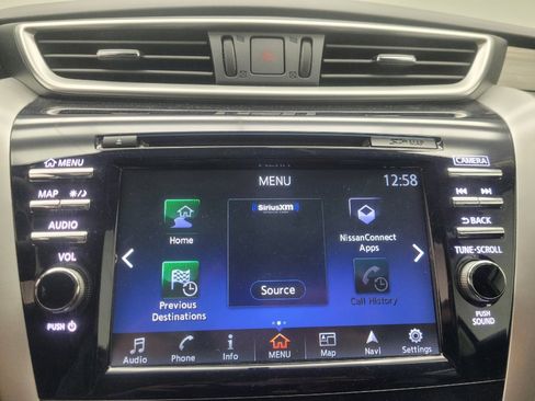 Used 2016 Nissan Murano S w/ Navigation Package AWD/4WD image 25