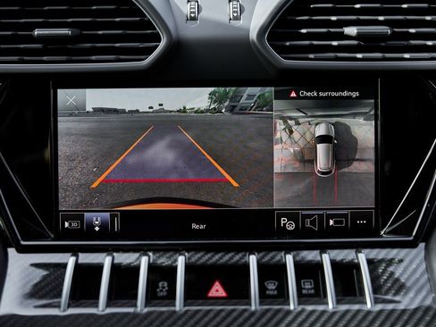 Used 2022 Lamborghini Urus image 80