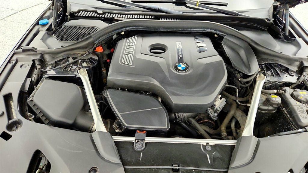 Used 2019 BMW 530i xDrive w/ M Sport Package AWD/4WD image 27