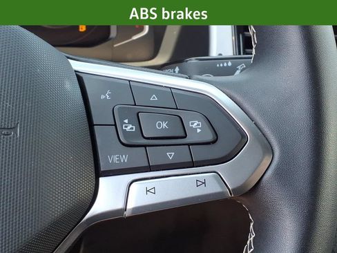 Used 2023 Volkswagen Atlas Cross Sport SE w/ Black Wheel Package AWD/4WD image 34