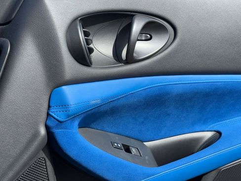 Certified 2024 Nissan Z Performance w/ Floor Mat Package image 10