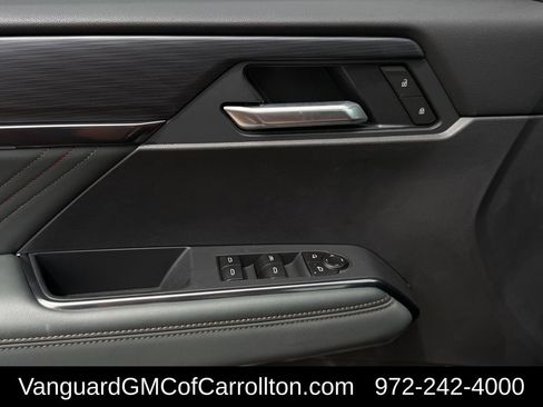 New 2026 GMC Acadia AT4 w/ LPO, Floor Liner Package AWD/4WD image 20