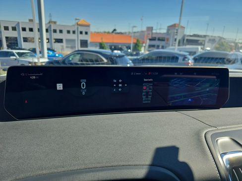 Used 2025 Ford Expedition Platinum w/ Driver's Package image 16