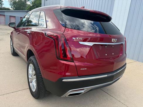Used 2020 Cadillac XT5 Premium Luxury w/ LPO, Floor Liner Package AWD/4WD image 6