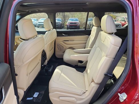 New 2025 Jeep Grand Cherokee L Limited w/ Luxury Tech Group II image 6
