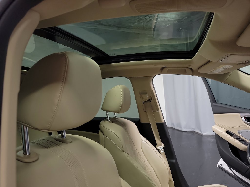 Used 2023 Acura RDX w/ Technology Package FWD image 34