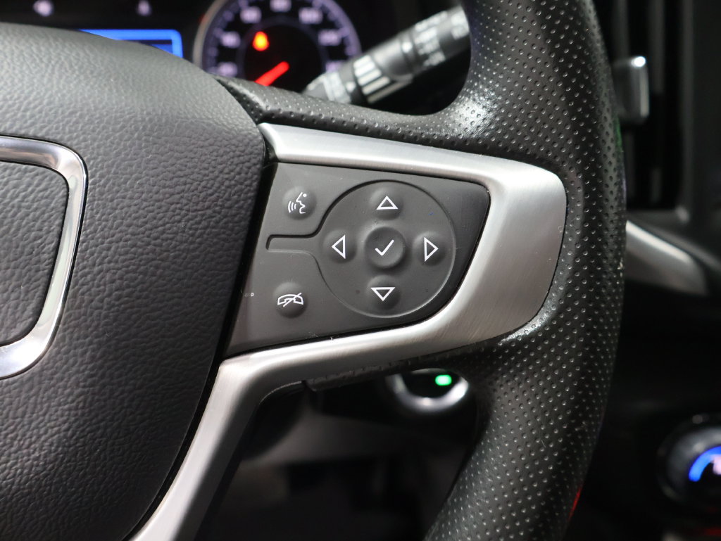 Used 2024 GMC Terrain SLE w/ Driver Convenience Package AWD/4WD image 39