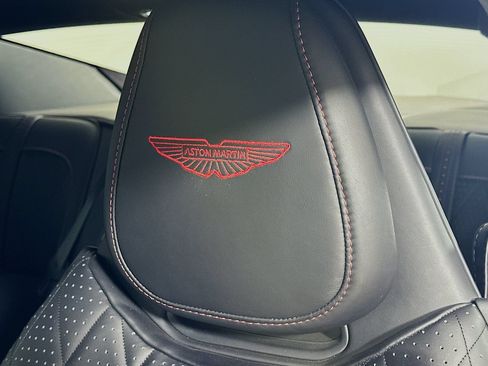 Used 2024 Aston Martin DB12 Coupe RWD image 34