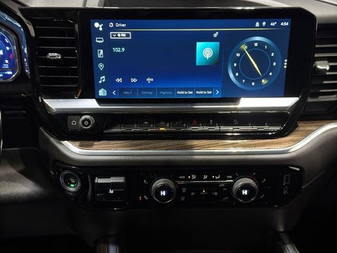 Used 2022 Chevrolet Silverado 1500 RST w/ Convenience Package II image 31