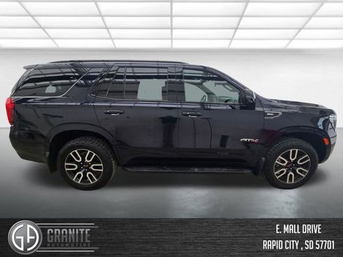 Used 2024 GMC Yukon AT4 w/ Technology Package image 6