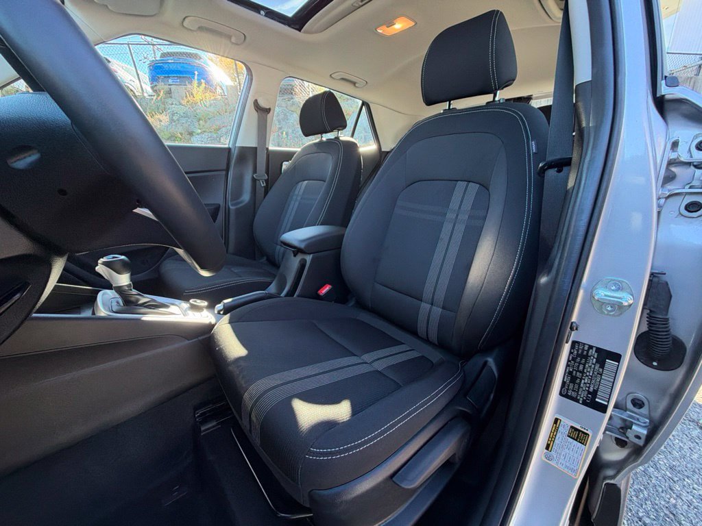 Certified 2026 Hyundai Venue SEL FWD image 15