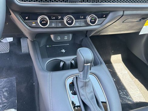 New 2026 Honda HR-V EX-L image 16