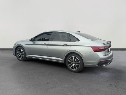 New 2026 Volkswagen Jetta SE image 3