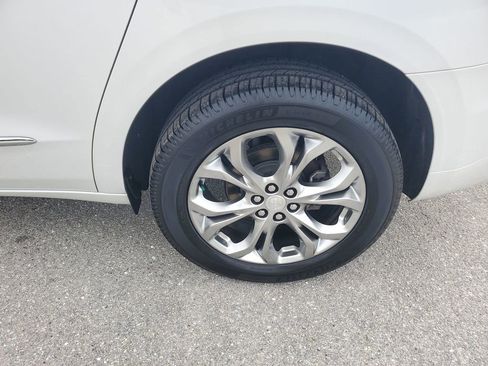 Used 2020 Buick Enclave Avenir w/ Avenir Technology Package image 19