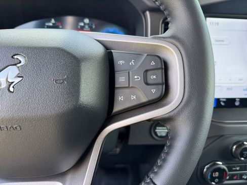 New 2025 Ford Bronco Badlands image 24