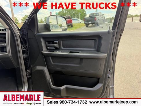Used 2022 RAM 1500 Tradesman w/ Electronics Group RWD image 29