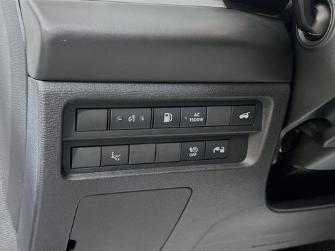 Used 2023 Mitsubishi Outlander SEL 40th Anniversary image 10