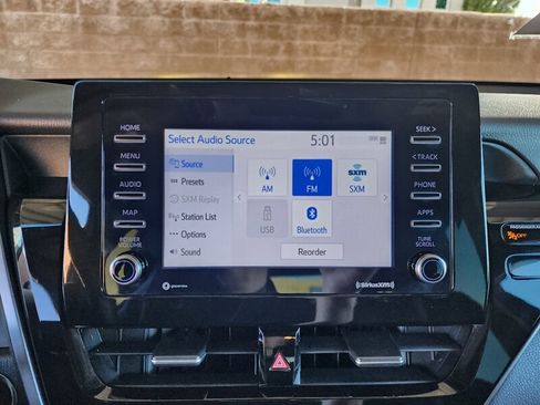 Used 2024 Toyota Camry SE w/ Convenience Package image 31