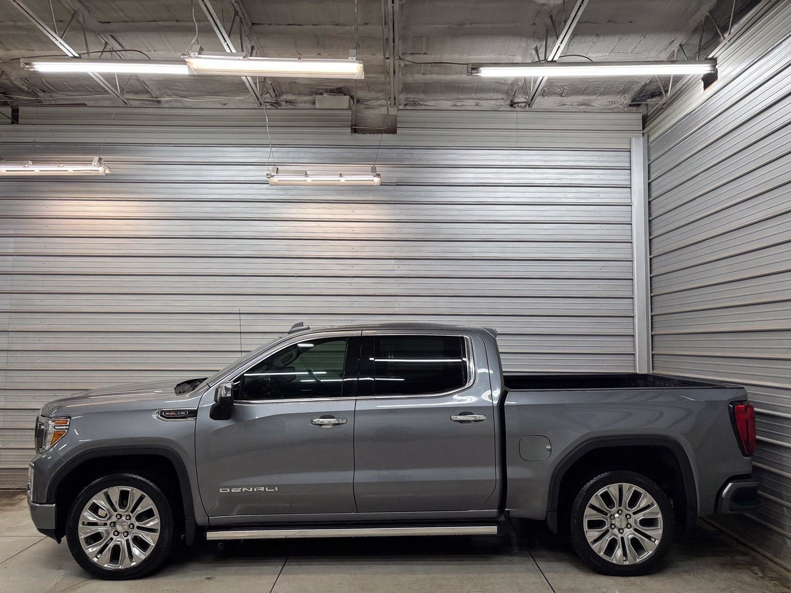 Used 2021 GMC Sierra 1500 Denali w/ Denali Ultimate Package AWD/4WD image 10
