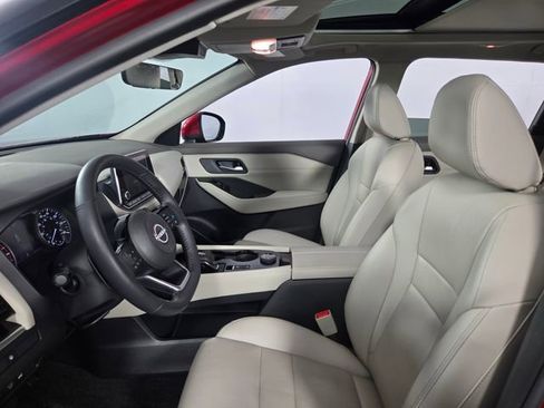 Used 2023 Nissan Rogue SL image 19