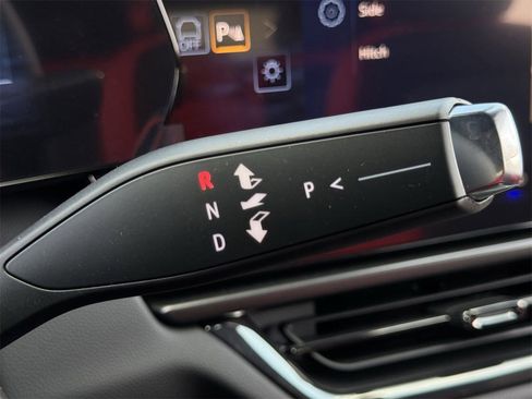 New 2026 Chevrolet Equinox EV RS image 16