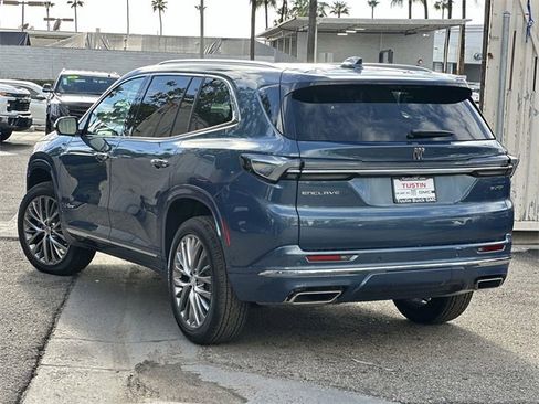 New 2026 Buick Enclave Avenir w/ Super Cruise Package image 5