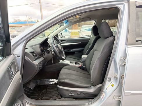 Used 2014 Subaru Outback 2.5i Premium w/ Accessory Value Package (OYX) image 22