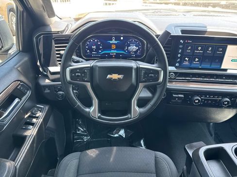 Used 2023 Chevrolet Silverado 1500 LT w/ Protection Package AWD/4WD image 13