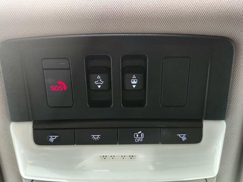 Used 2022 Mitsubishi Outlander SE AWD/4WD image 68