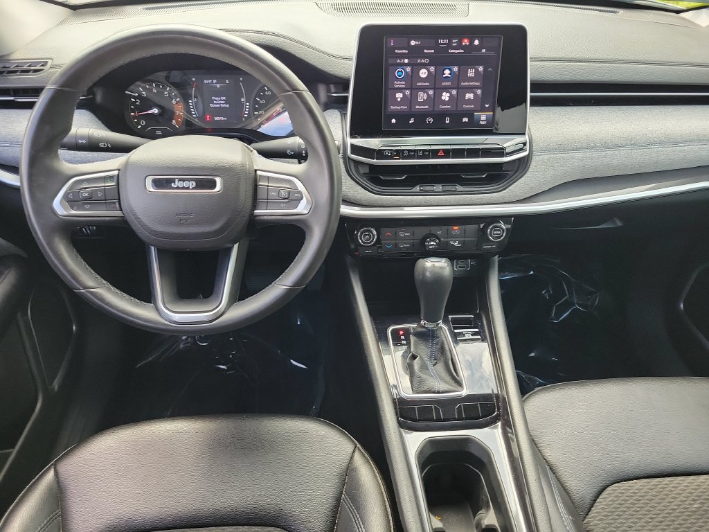 Used 2022 Jeep Compass Latitude FWD image 27